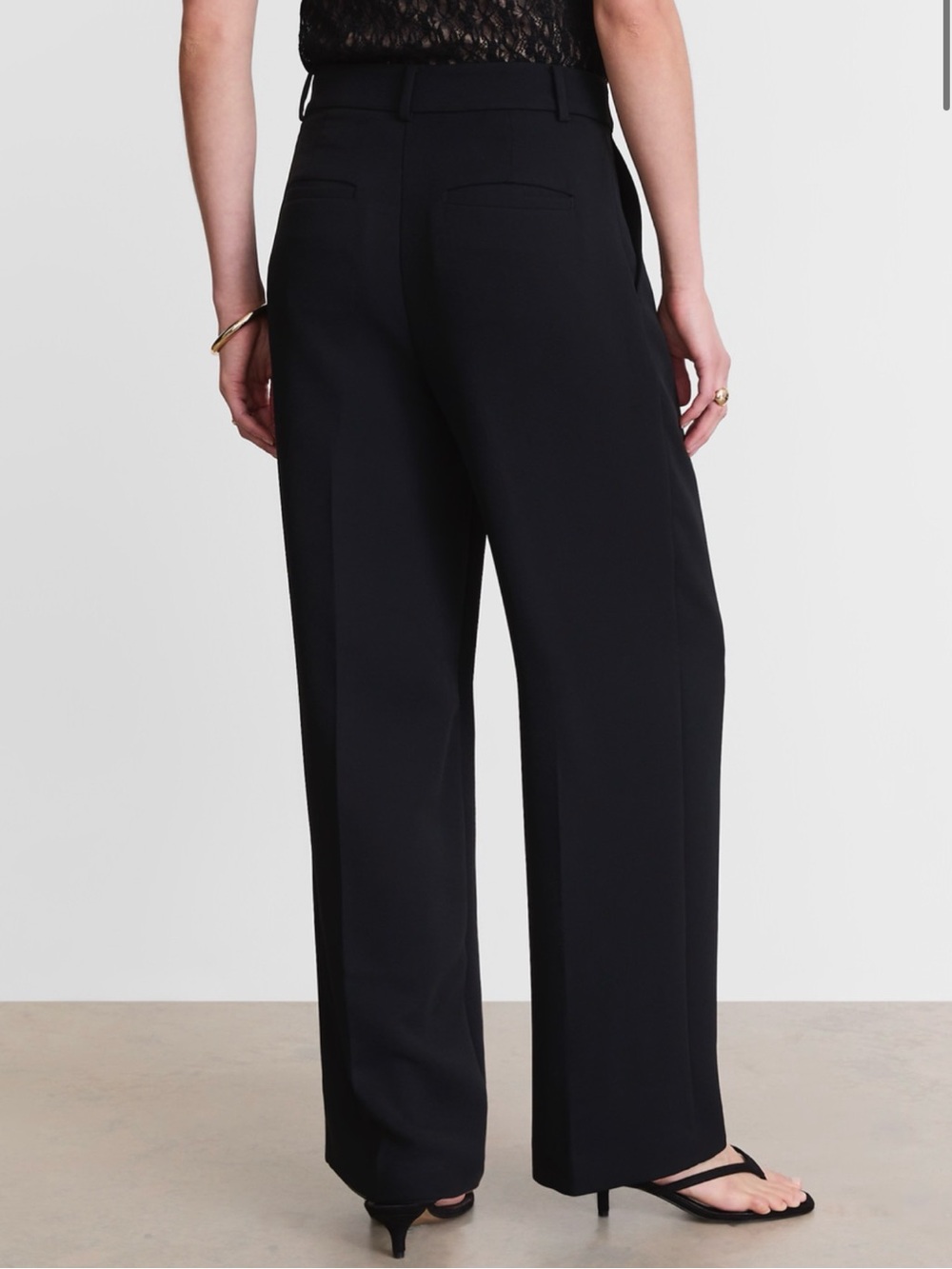 NWT LOFT Versa Crepe Drape Pleated Relaxed Straight Pants Size 18 - Picture 3 of 3